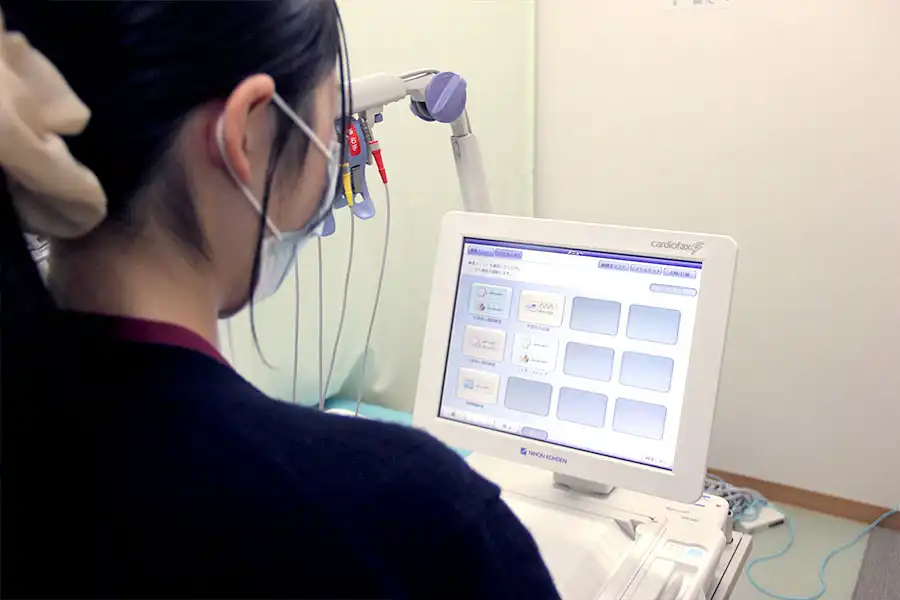 心電図検査（ECG-2250）